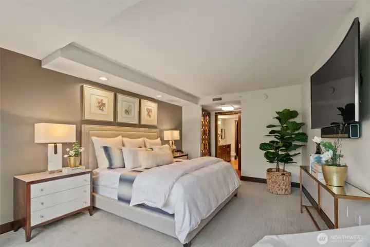 Private primary suite.