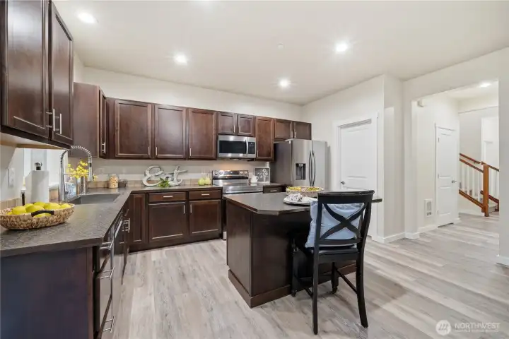 Loads of cabinets and SS appliances