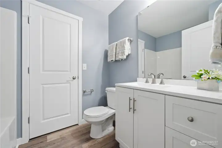 Upstairs hall jack and jill bath