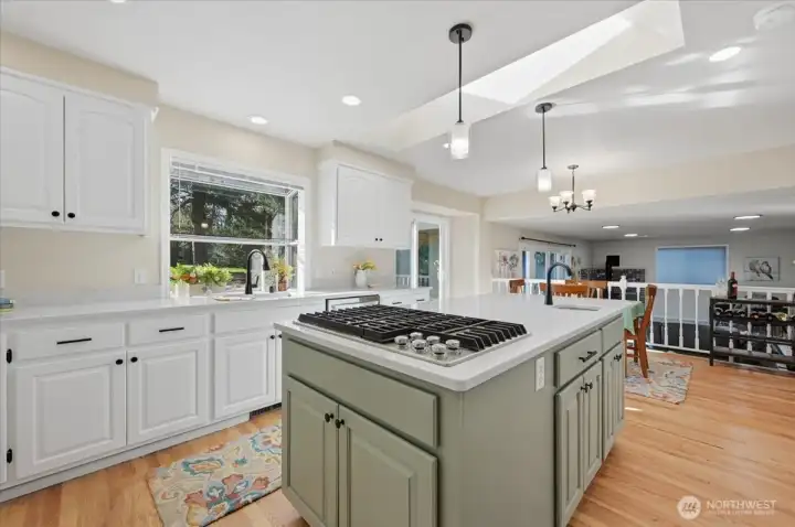 New Appliances, Counter Tops, Lighting