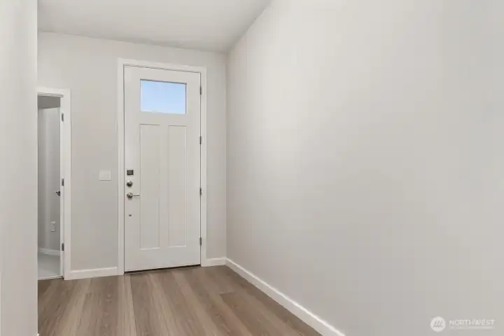 Entrance - furniture virtually removed