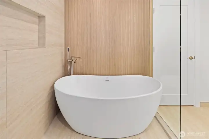 Primary bathroom. Primary bathroom.