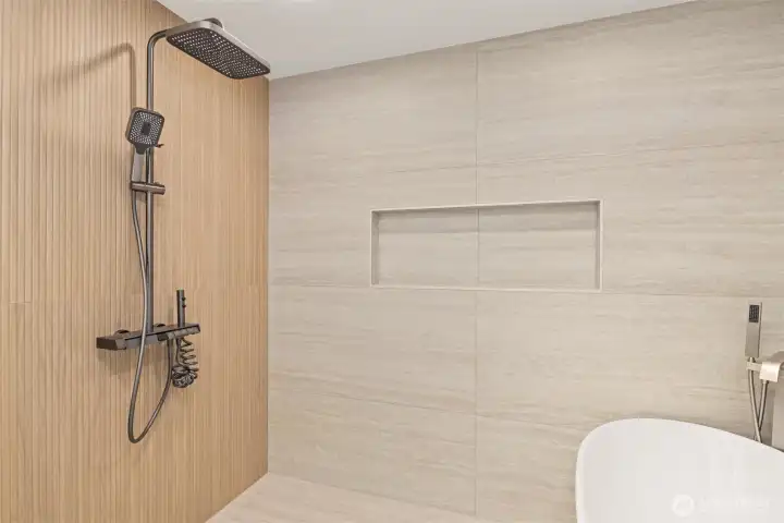 Digital shower with body sprays. Digital shower with body sprays.