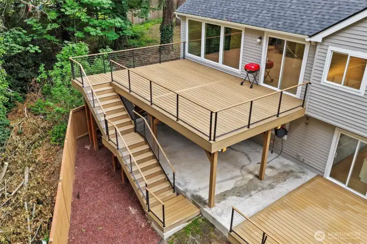 Deck. Deck.