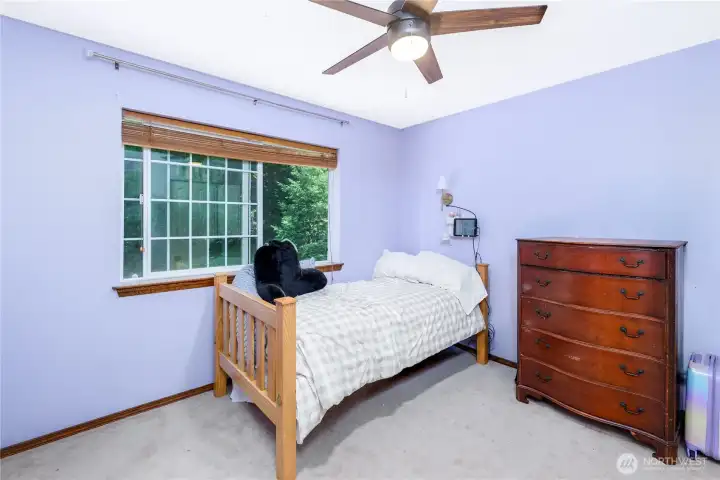Upstairs Bedroom 2