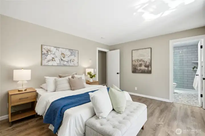 Escape to a spacious owner's suite designed for comfort and relaxation. Escape to a spacious owner's suite designed for comfort and relaxation.
