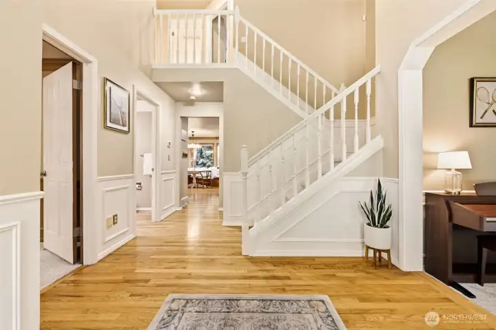 Double story entry and staircase