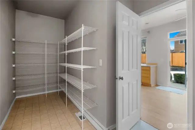 Open walking pantry