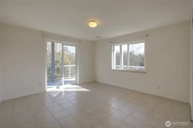 Top floor primary bathroom