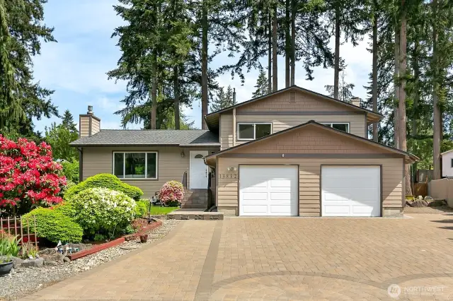 Updated tri-level in Maplewood Heights