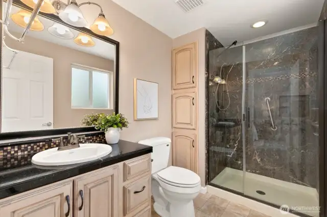 Primary bath