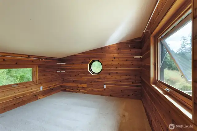 Loft bedroom 2