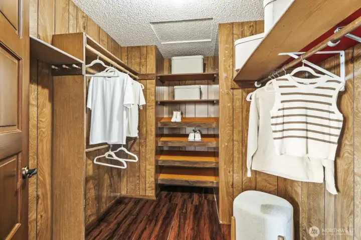 Walk-in-closet in the primary bedroom