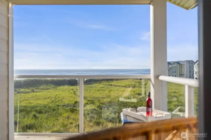 Relax, read a book, sip your morning coffee, entertain. Or just listen to the waves.