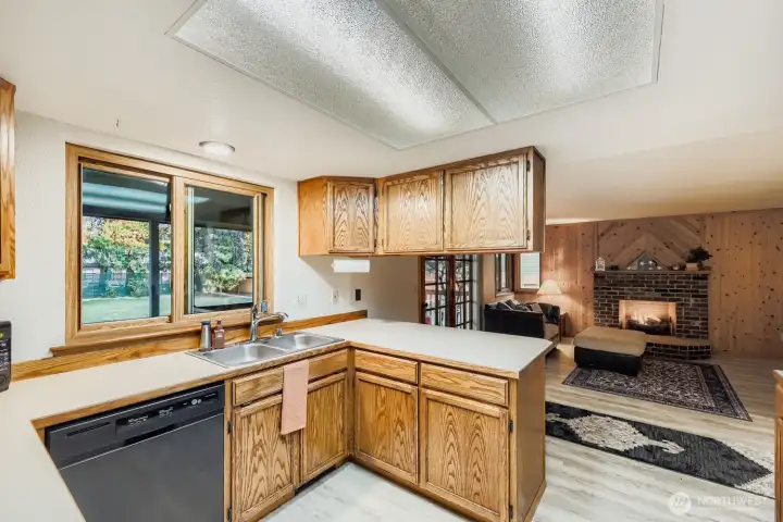 The kitchen eating bar is fantastic to enjoy while you speak with the chef!
