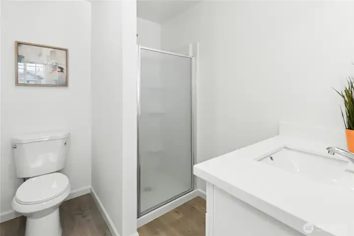 bedroom 2 en suite