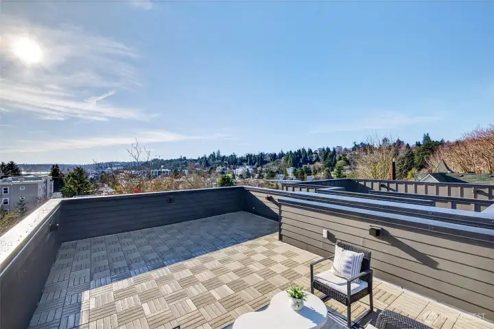 Or pots with flowers. It's ready for your vision up here.