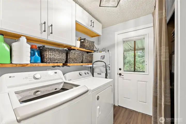 Walk thru Laundry to the back yard