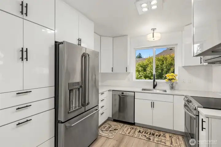 Floor-to-ceiling cabinetry provides tons of storage while keeping the space functional and inviting. Floor-to-ceiling cabinetry provides tons of storage while keeping the space functional and inviting.
