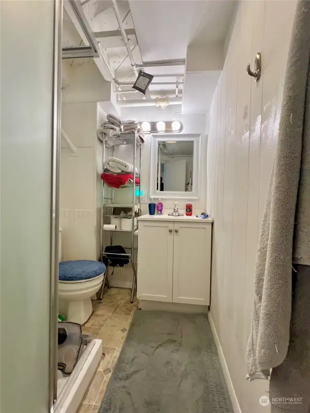 Unit B - 3/4 bathroom