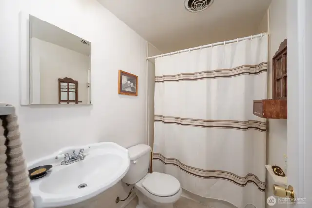 Main Bathroom