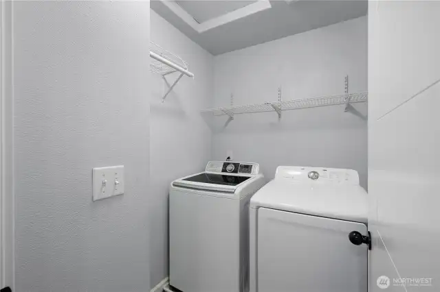 Utility room- washer & dryer included