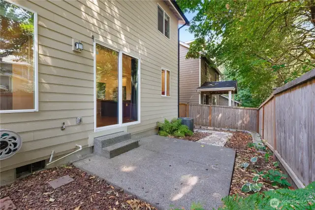 Fully fenced backyard w/ patio