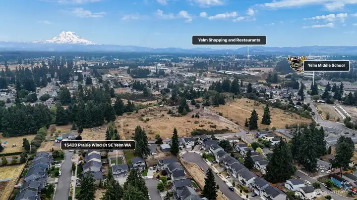 Close to shopping, I-5, JBLM and Mt. Rainier!