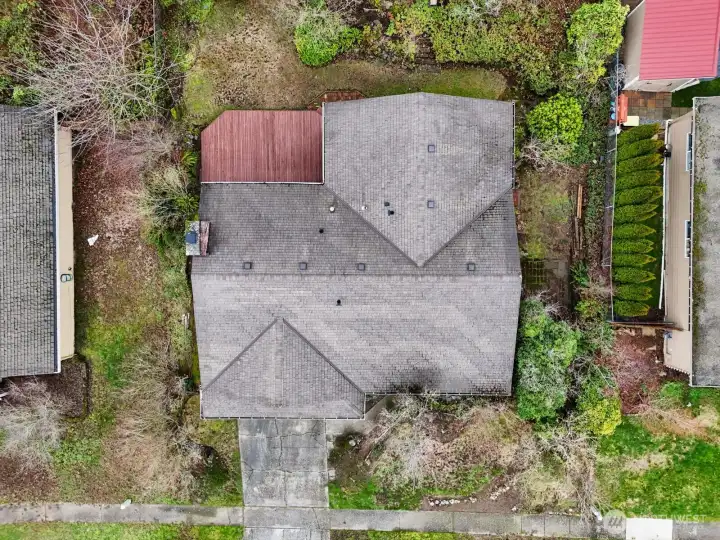 The city of Renton has over 35 parks, and the Cedar River trail is minutes from here.  Gene Coulon park, located at the end of Lake Washington is a vibrant area full of restaurants, the beach and plenty of walking, biking, jogging paths.