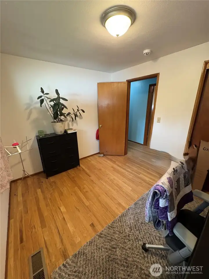 2nd bedroom additional picture