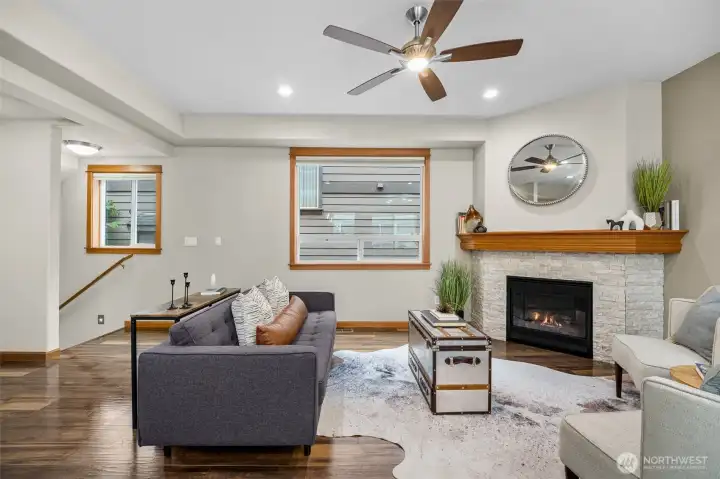 Living room with quick access to the front door