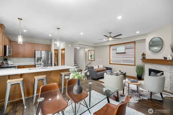 Plenty of counter seating for entertaining
