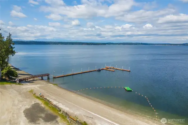 Boat launch and seasonal boat docks at the community north beach.