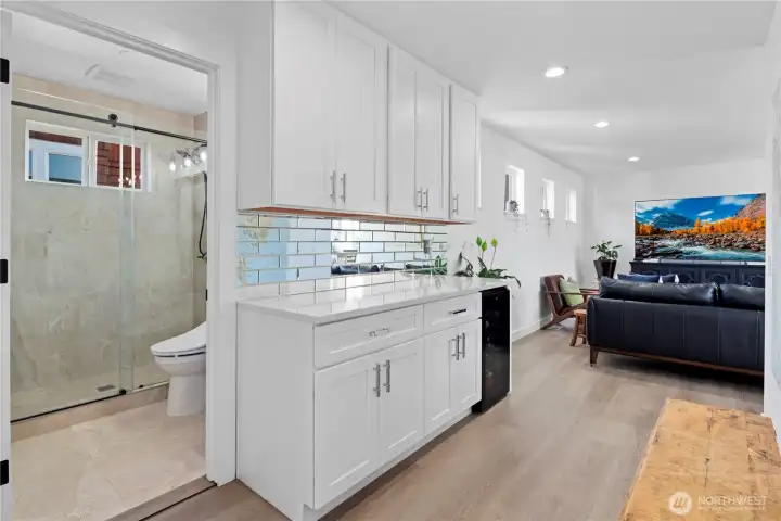 Butler’s pantry with beverage fridge off the family room.