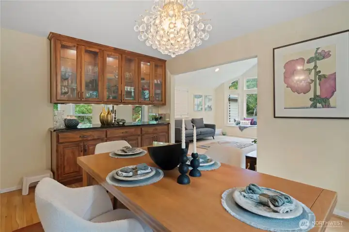 Dining Rm