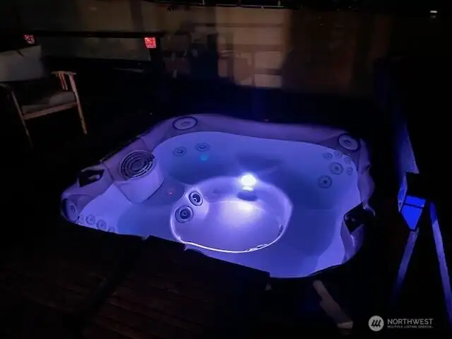 Hot tub