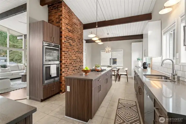 This stunning gourmet kitchen is sure to inspire your best culinary creations.