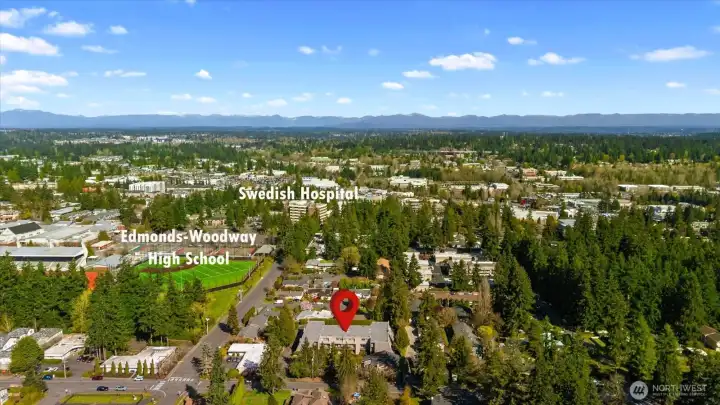 Edmonds Woodway and Swedish Hospital just a few blocks away!