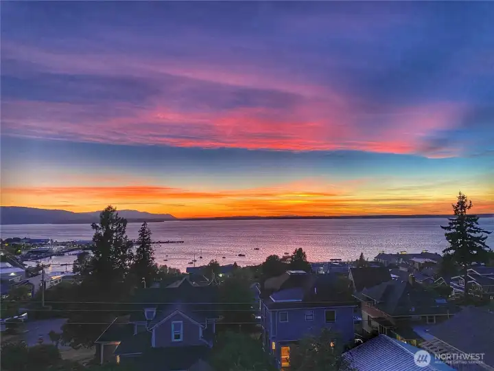 View over Bellingham Bay and Islands from 934 14th St