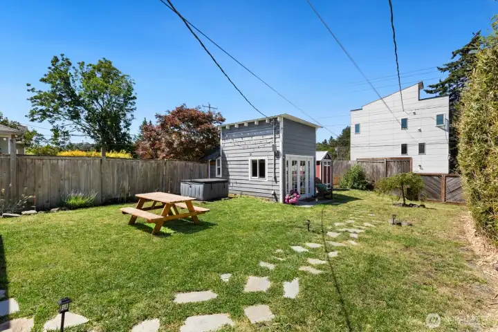 Sunshine in your backyard!!! Sunshine in your backyard!!!