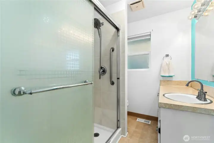 3/4 bath 3/4 bath