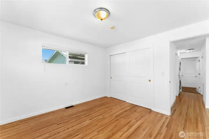 2nd bedroom. 2nd bedroom.