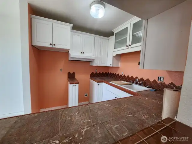 kitchen from bar