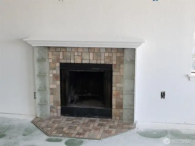Wood fireplace