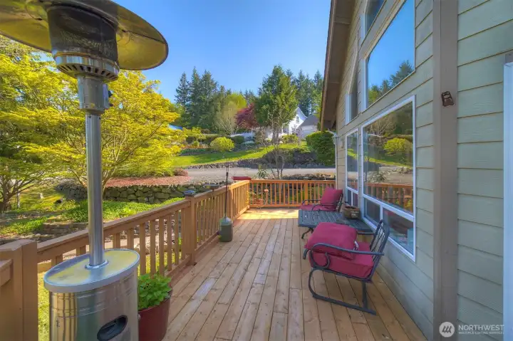 Front deck