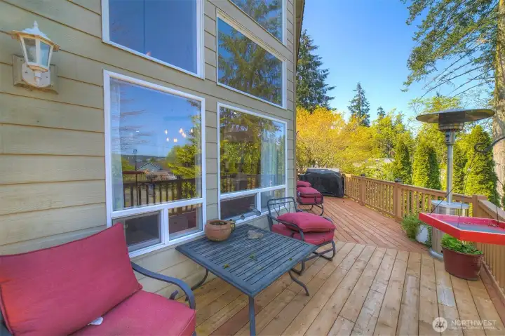 Front deck
