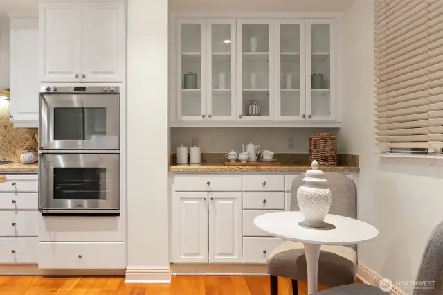 Yet another beautiful example of the high quality workmanship in the built in cabinetry.