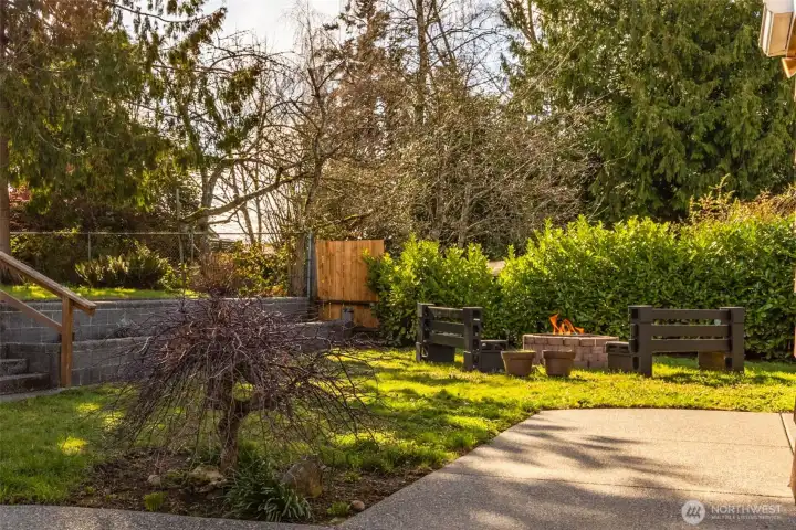 Yard has 2 levels with terraced design