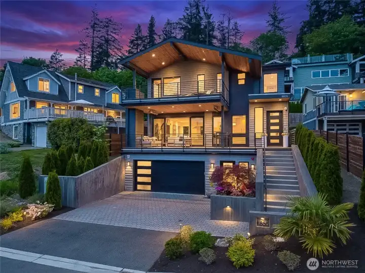 Rare New construction with incredible lifestyle amenities at your door yet in a quiet hillside setting perched above the city. Rare New construction with incredible lifestyle amenities at your door yet in a quiet hillside setting perched above the city.