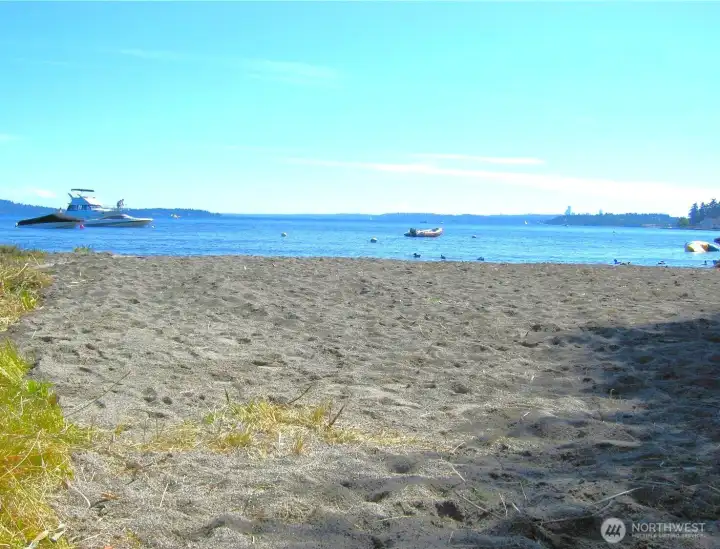 Deeded Lake Washington beachfront for this neighborhood! Deeded Lake Washington beachfront for this neighborhood!